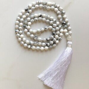 WHITE HOWLITE HAND KNOTTED MALA SEMI PRECIOUS-STONES WITH A WHITE TASSEL